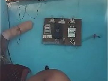 Can'_t believe my mom banging my dad in in generator room