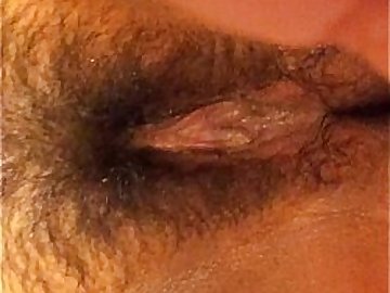 Teenage slut fingers hairy pussy