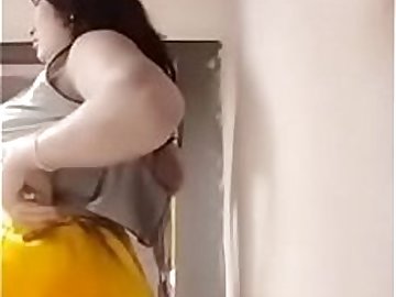 Swathi naidu exchanging clothes and getting ready for shoot part-1