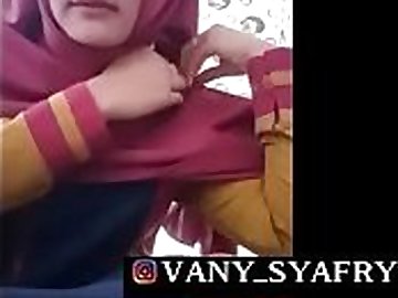 Indian doggy vany syafry