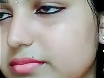 Desi girl sexy expression