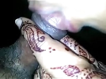 villagedesi aunty mehendi blowjob