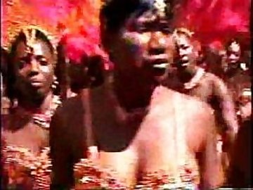 2001 Labor Day West Indian Carnival The Girls Dem Sugar!!