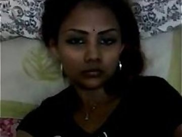 Tamil girl fingering pussy