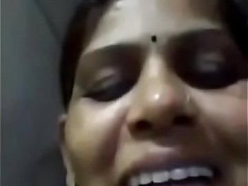 Indian Mom Leena Nude SELFIE FOR  MY BESTFRIENDS